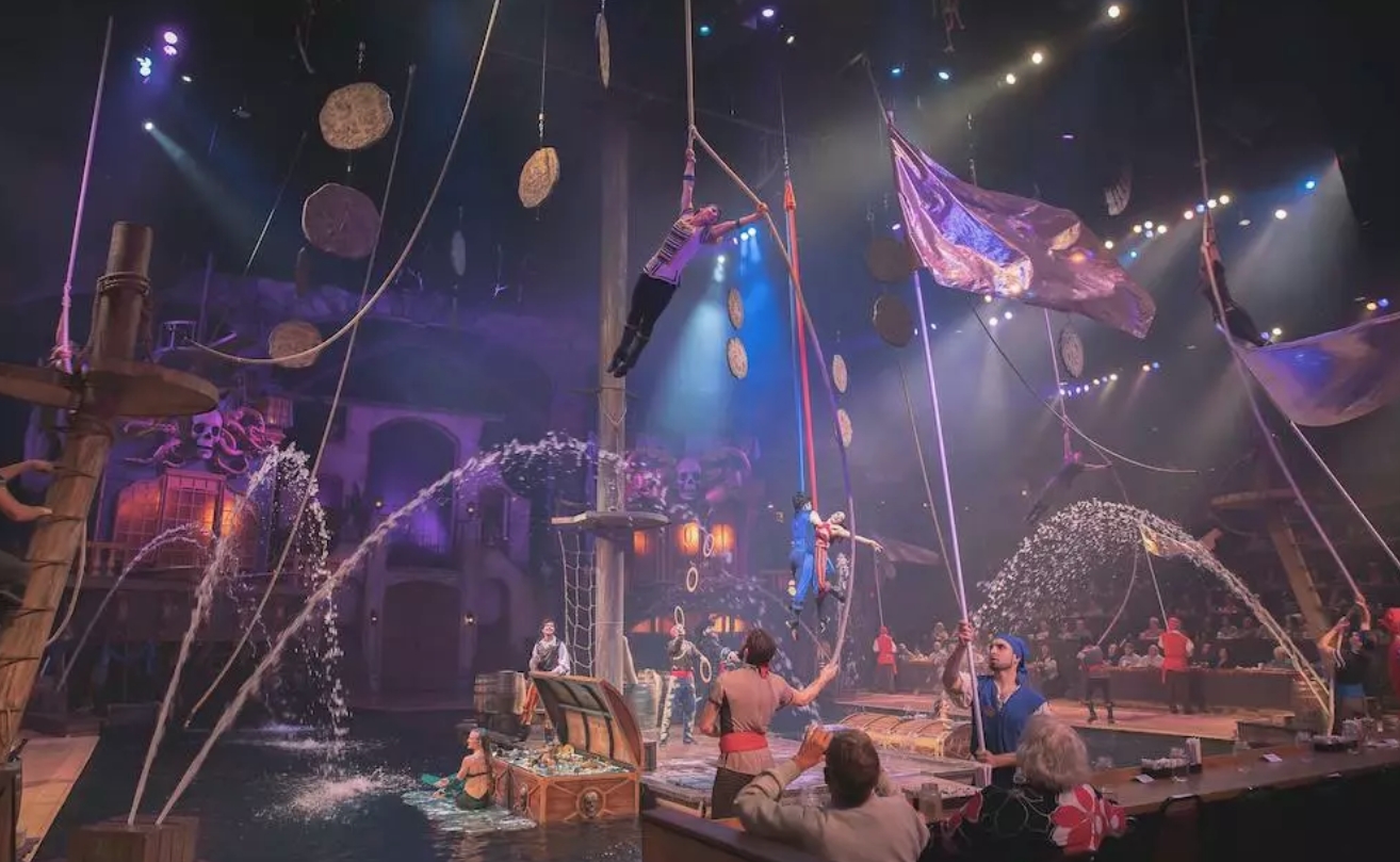 Pirates Voyage Dinner Show